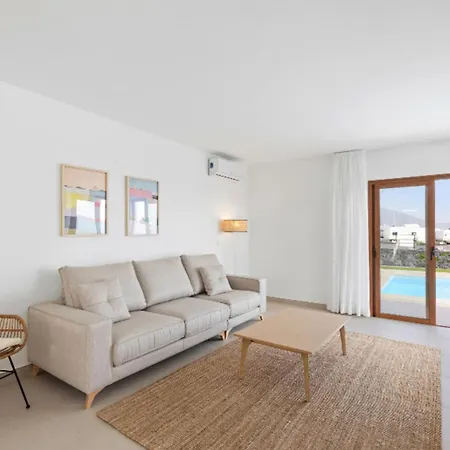 Vila Altos Navya 13b By Escape