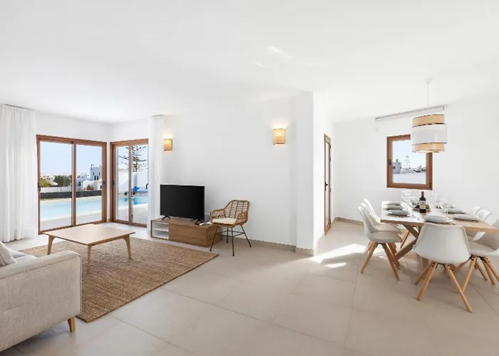 Vila Altos Navya 13b By Escape *